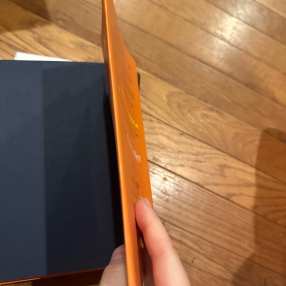 Hardcover book - Picture 3 of 3